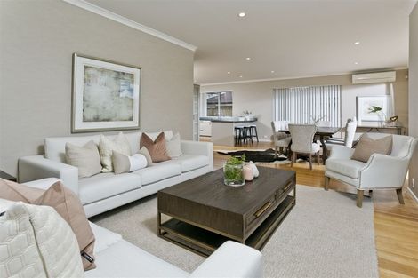 Photo of property in 55 Oakway Drive, Schnapper Rock, Auckland, 0632