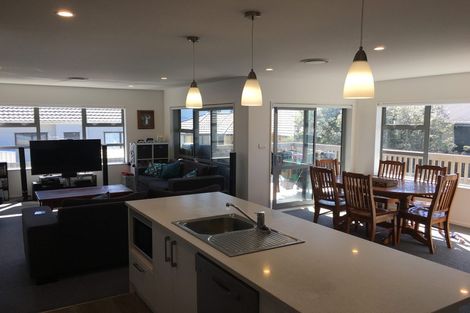 Photo of property in 39a Bay Street, Red Beach, 0932