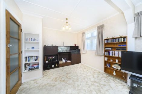 Photo of property in 109 Shamrock Street, Takaro, Palmerston North, 4412