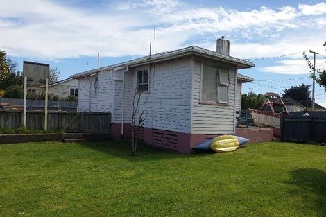 Photo of property in 2 Elizabeth Street, Patea, 4520