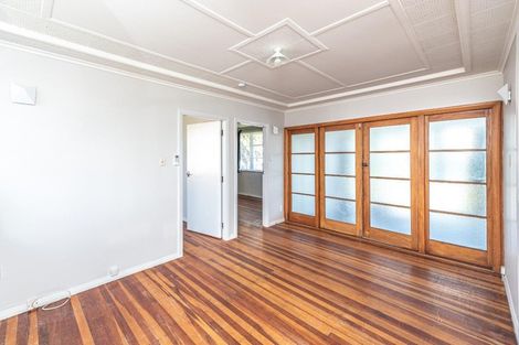 Photo of property in 12 Morgan Street, Castlecliff, Whanganui, 4501