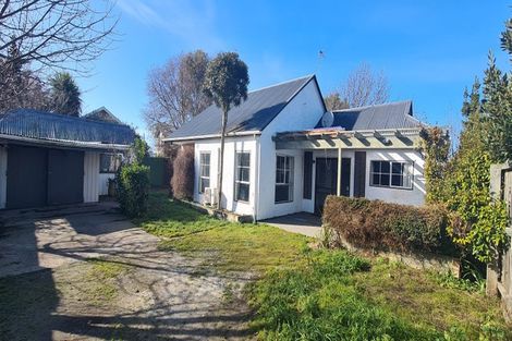 Photo of property in 90b Bryndwr Road, Bryndwr, Christchurch, 8052