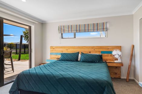 Photo of property in 30 Tutaipatu Avenue, Pegasus, 7612