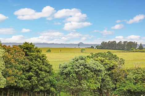 Photo of property in 22 Ewen Place, Karaka, Papakura, 2580