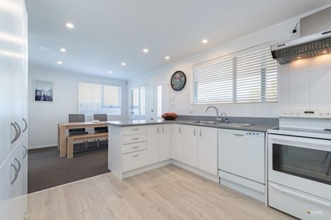 Photo of property in 18 Redwood Street, Elderslea, Upper Hutt, 5018