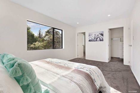 Photo of property in 18b Riverpark Crescent, Henderson, Auckland, 0610