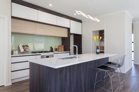 Photo of property in 29 Awatira Drive, Papamoa Beach, Papamoa, 3118