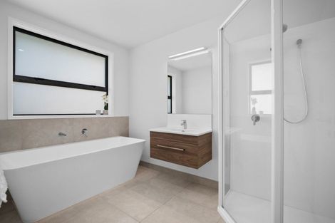 Photo of property in 29 Tamihana Avenue, Pyes Pa, Tauranga, 3112