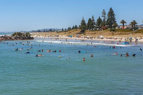 Photo of property in 3/45 Marine Parade, Mount Maunganui, 3116