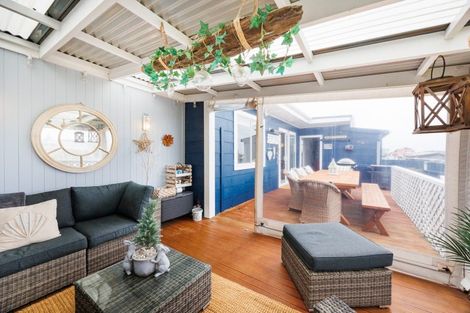 Photo of property in 7 Chaffey Street, Foxton Beach, Foxton, 4815