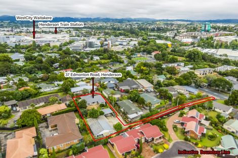 Photo of property in 37 Edmonton Road, Henderson, Auckland, 0612