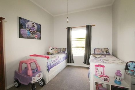 Photo of property in 15 Huia Street, Pahiatua, 4910