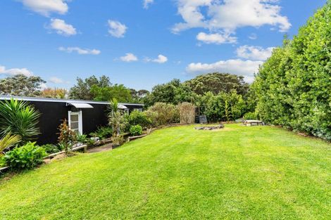 Photo of property in 3 Kelly Street, Baylys Beach, Dargaville, 0377
