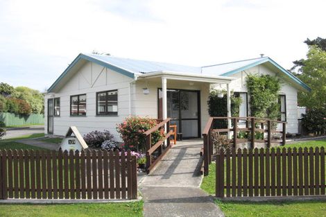 Photo of property in 13 Atarau Grove, Paraparaumu, 5032