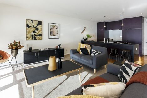 Photo of property in Latitude 41, 30/269 Wakefield Quay, Stepneyville, Nelson, 7010