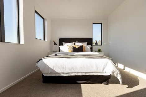 Photo of property in 1 Harlow Crescent, Glen Innes, Auckland, 1072