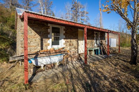 Photo of property in 1391 Fruitlands-roxburgh Road, Fruitlands, Alexandra, 9392