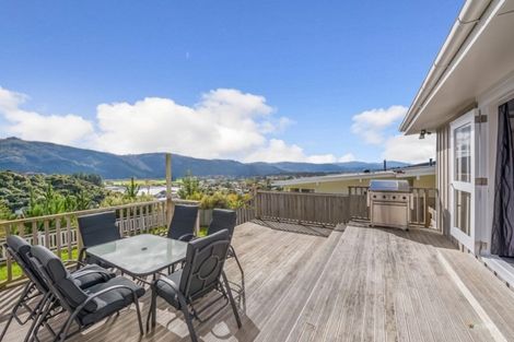 Photo of property in 22 Duncraig Street, Silverstream, Upper Hutt, 5019