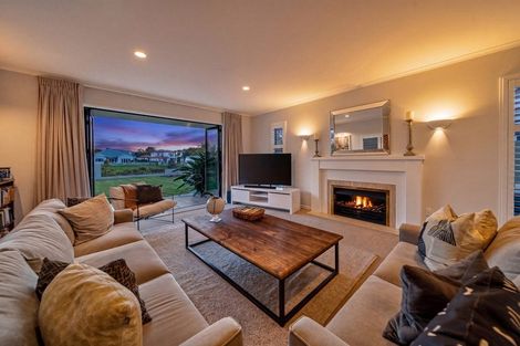 Photo of property in 42 Seychelles Drive, Papamoa Beach, Papamoa, 3118