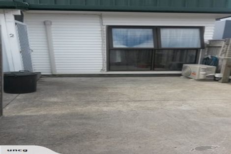 Photo of property in 2/103 Rongotai Road, Kilbirnie, Wellington, 6022