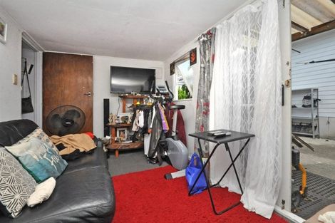 Photo of property in 4 Esmeralda Avenue, Avondale, Auckland, 1026