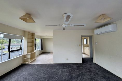 Photo of property in 1/125 Lynn Road, Bayview, Auckland, 0629