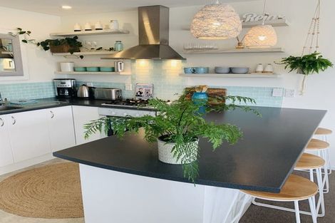 Photo of property in 4a Whitianga View, Paremata, Porirua, 5024