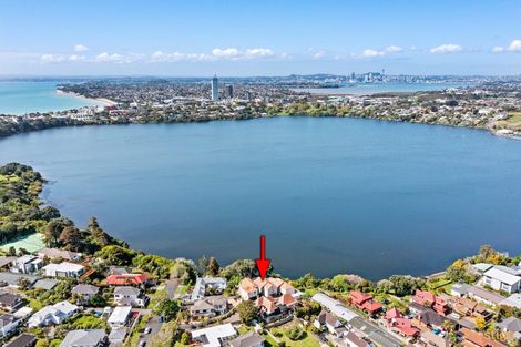 Photo of property in 3/17a Fenwick Avenue, Milford, Auckland, 0620