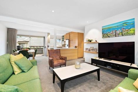 Photo of property in 3/21 Saltburn Road, Milford, Auckland, 0620