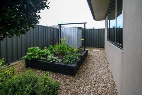 Photo of property in 30 Pacific Avenue, Poraiti, Napier, 4112