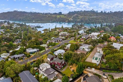 Photo of property in 83 Stillwater Crescent, Stillwater, Silverdale, 0993