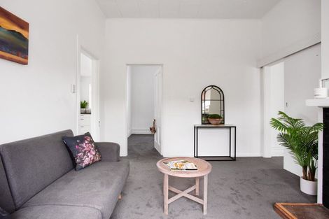 Photo of property in 104 Iranui Road, Inner Kaiti, Gisborne, 4010