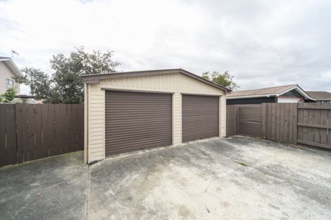 Photo of property in 33 Suzanne Grove, Kelvin Grove, Palmerston North, 4414