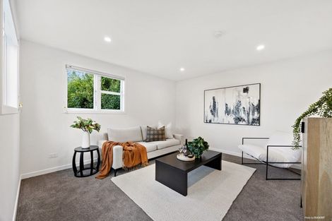 Photo of property in 56 Dale Crescent, Pakuranga, Auckland, 2010