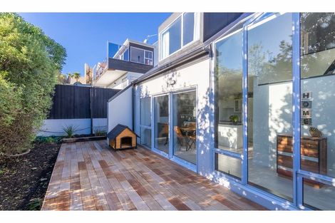 Photo of property in 87 Cannon Hill Crescent, Mount Pleasant, Christchurch, 8081