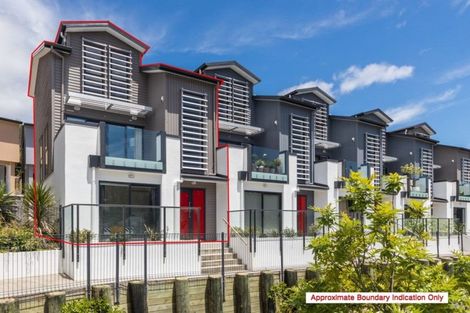 Photo of property in 2/10 Silver Moon Road, Albany Heights, Auckland, 0632