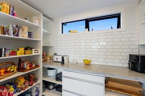 Photo of property in 14 Duncans Way, Otaki Beach, Otaki, 5512