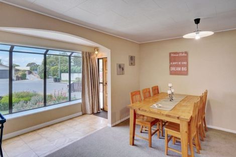 Photo of property in 28 Coates Place, Rangiora, 7400