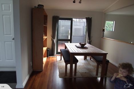 Photo of property in 11 Eastview Grove, Normandale, Lower Hutt, 5010