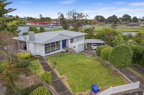 Photo of property in 1 Kingsway Crescent, Forest Lake, Hamilton, 3200