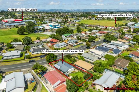 Photo of property in 2/16 Barneys Farm Road, Clendon Park, Auckland, 2103