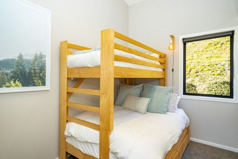 Photo of property in 61 Mcdonnell Road, Arrowtown, 9302