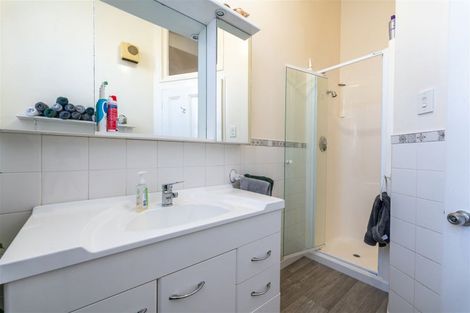 Photo of property in 51 Wharfe Street, South Hill, Oamaru, 9400