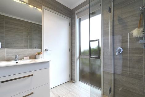 Photo of property in 22 Vista Close, Omokoroa, 3114