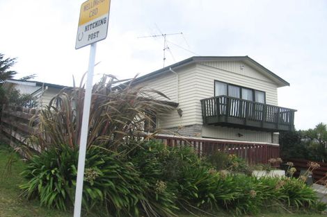 Photo of property in 110 Dowse Drive, Maungaraki, Lower Hutt, 5010