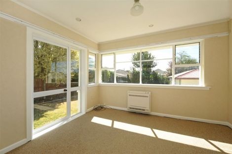 Photo of property in 39 Acacia Avenue, Upper Riccarton, Christchurch, 8041