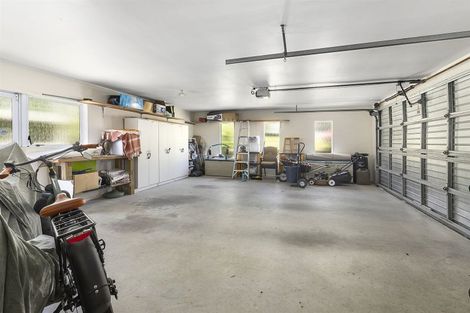 Photo of property in 17 Latitude Close, Whitby, Porirua, 5024