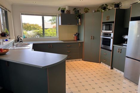 Photo of property in 17 Kingsford Drive, Stoke, Nelson, 7011