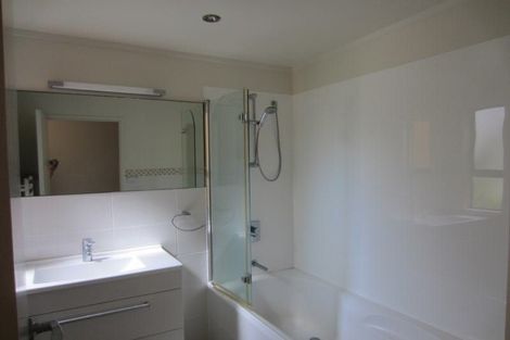 Photo of property in 143 Stanmore Bay Road, Stanmore Bay, Whangaparaoa, 0932