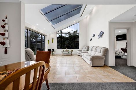 Photo of property in 19 Dolphin Parade, Bell Block, New Plymouth, 4312